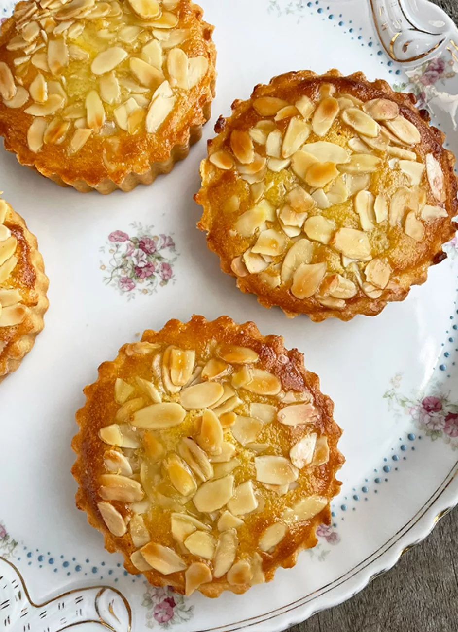 TARTELETTES À LA CRÈME D'AMANDE