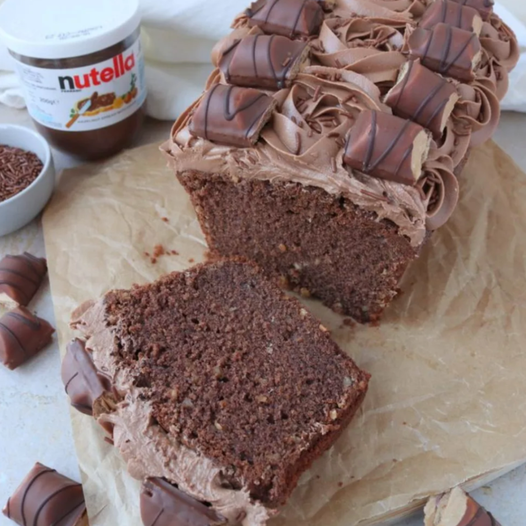 Gâteau Moelleux au Nutella et aux Barres Bueno